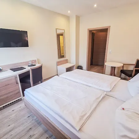 Wald-hotel 3* Sellin (Rugen)