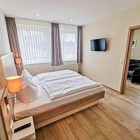 Wald-Hotel 3*